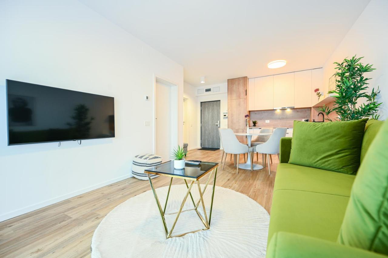 Km Flats Daire Oradea Dış mekan fotoğraf