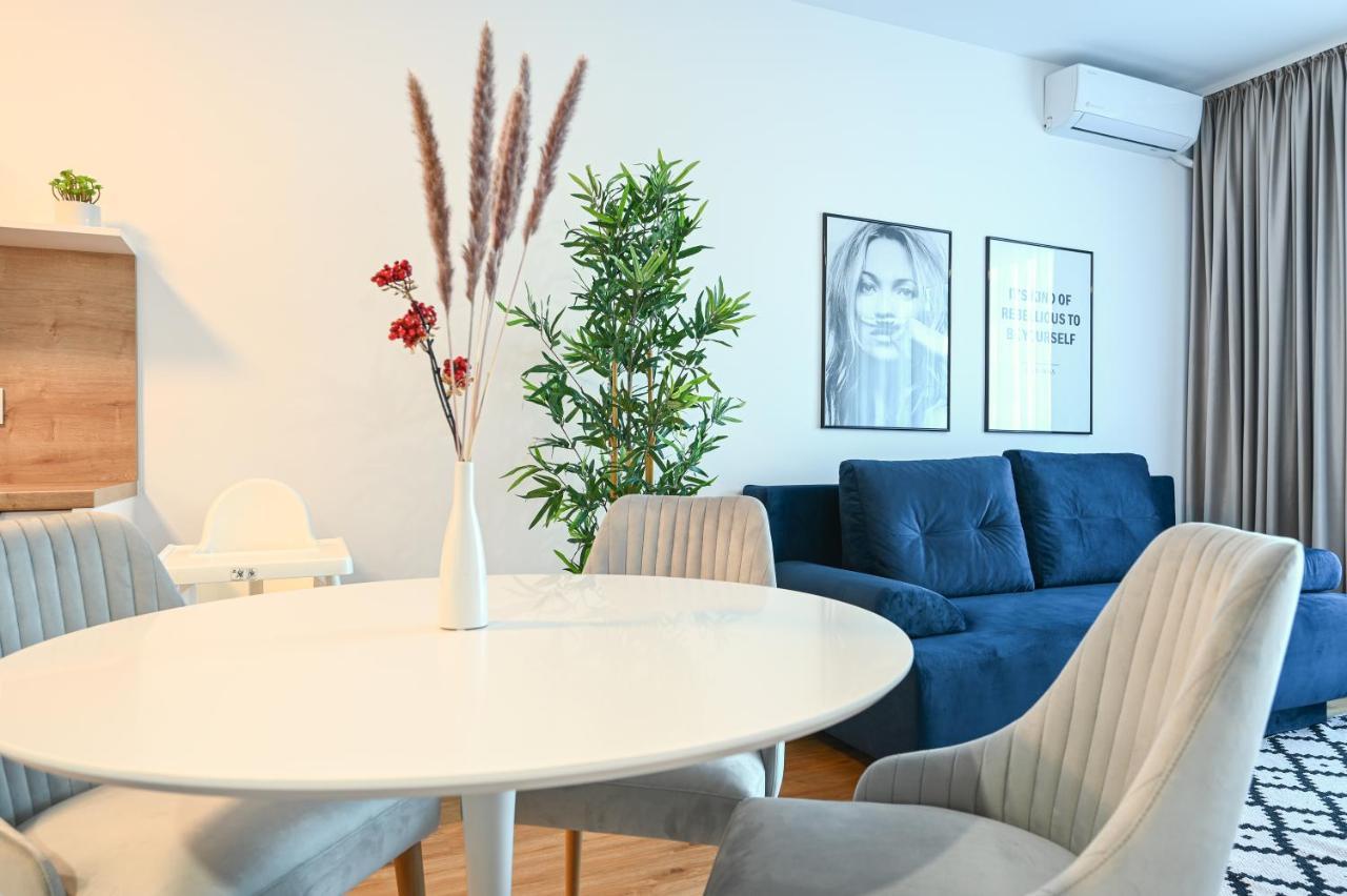 Km Flats Daire Oradea Dış mekan fotoğraf