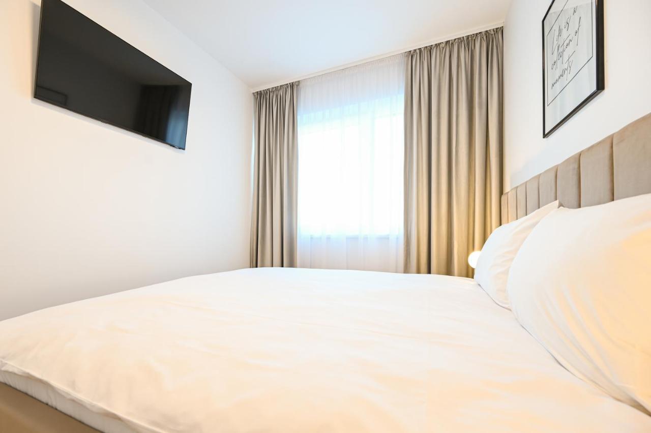Km Flats Daire Oradea Dış mekan fotoğraf