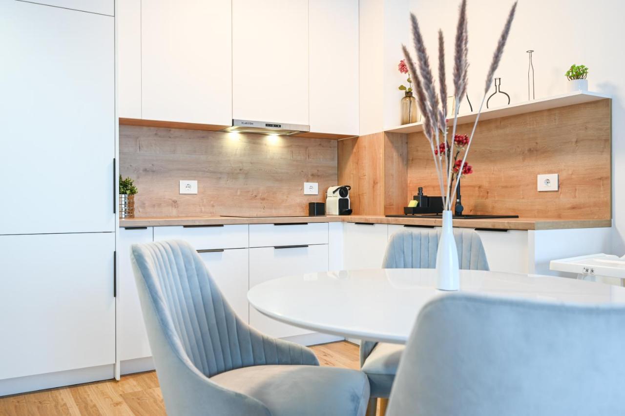Km Flats Daire Oradea Dış mekan fotoğraf