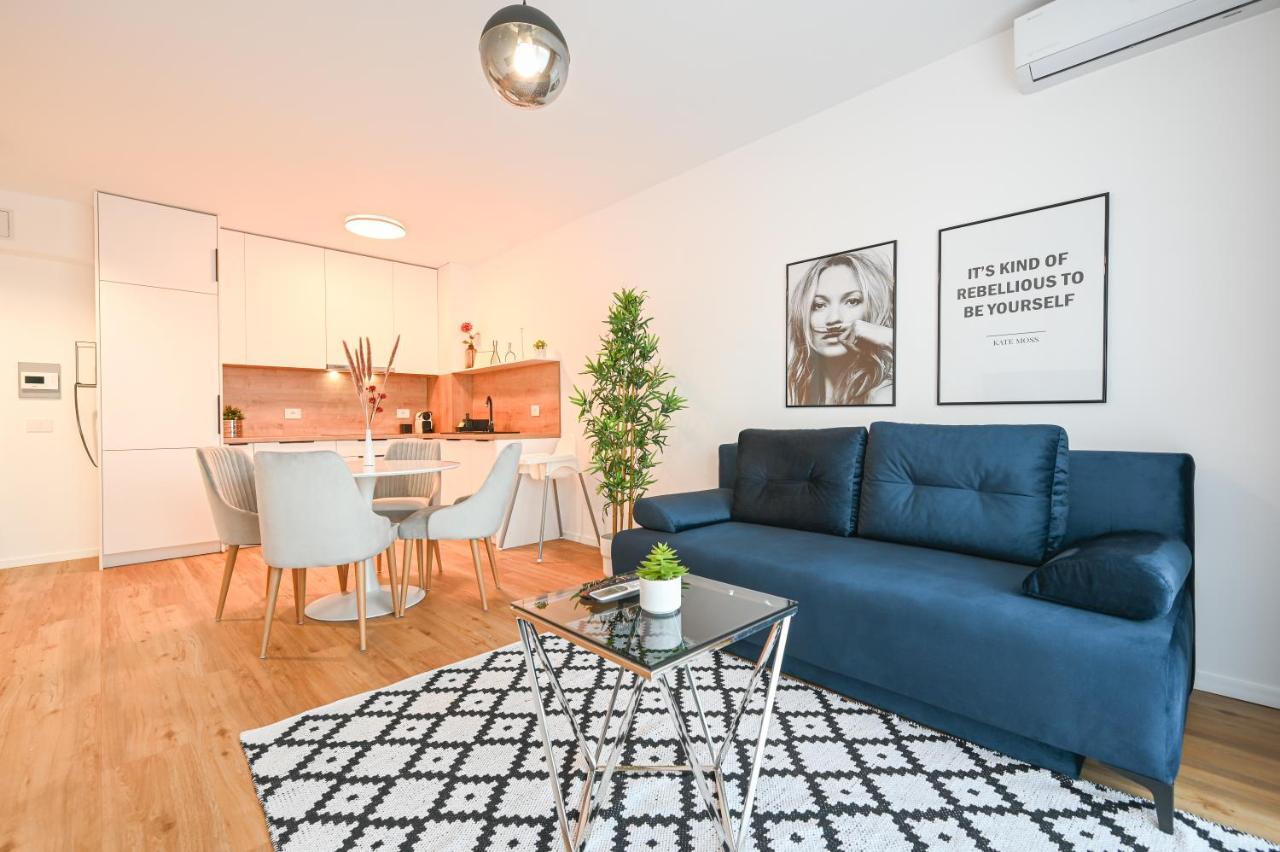 Km Flats Daire Oradea Dış mekan fotoğraf